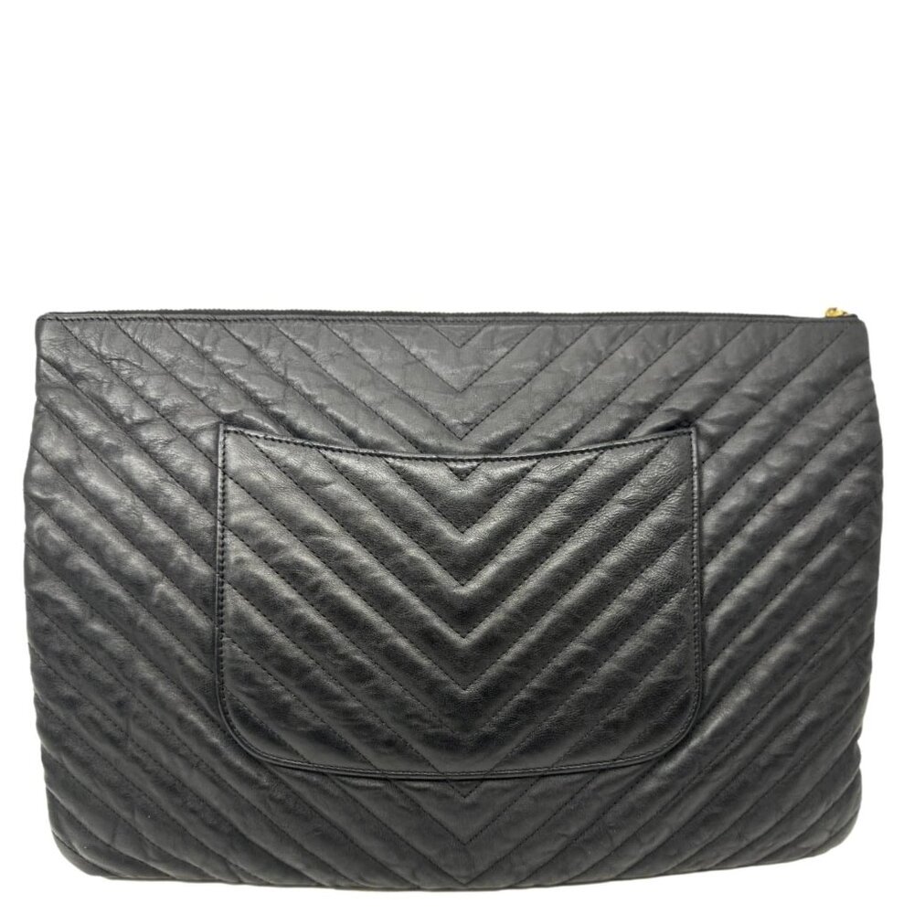 Chanel  O Clutch Chevron Leather Clutch Bag Black - Picture 3 of 14